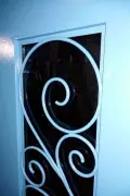 ЩИТ эксклюзив-Загородный дом с остеклением и кованой решеткой